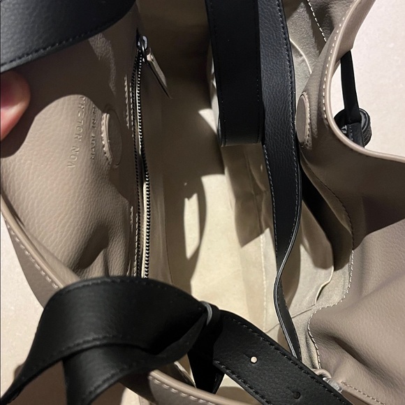 Von Holzhausen Made in Italy Elegant Beige Tote bagwith black strap & drawstring - Picture 12 of 16